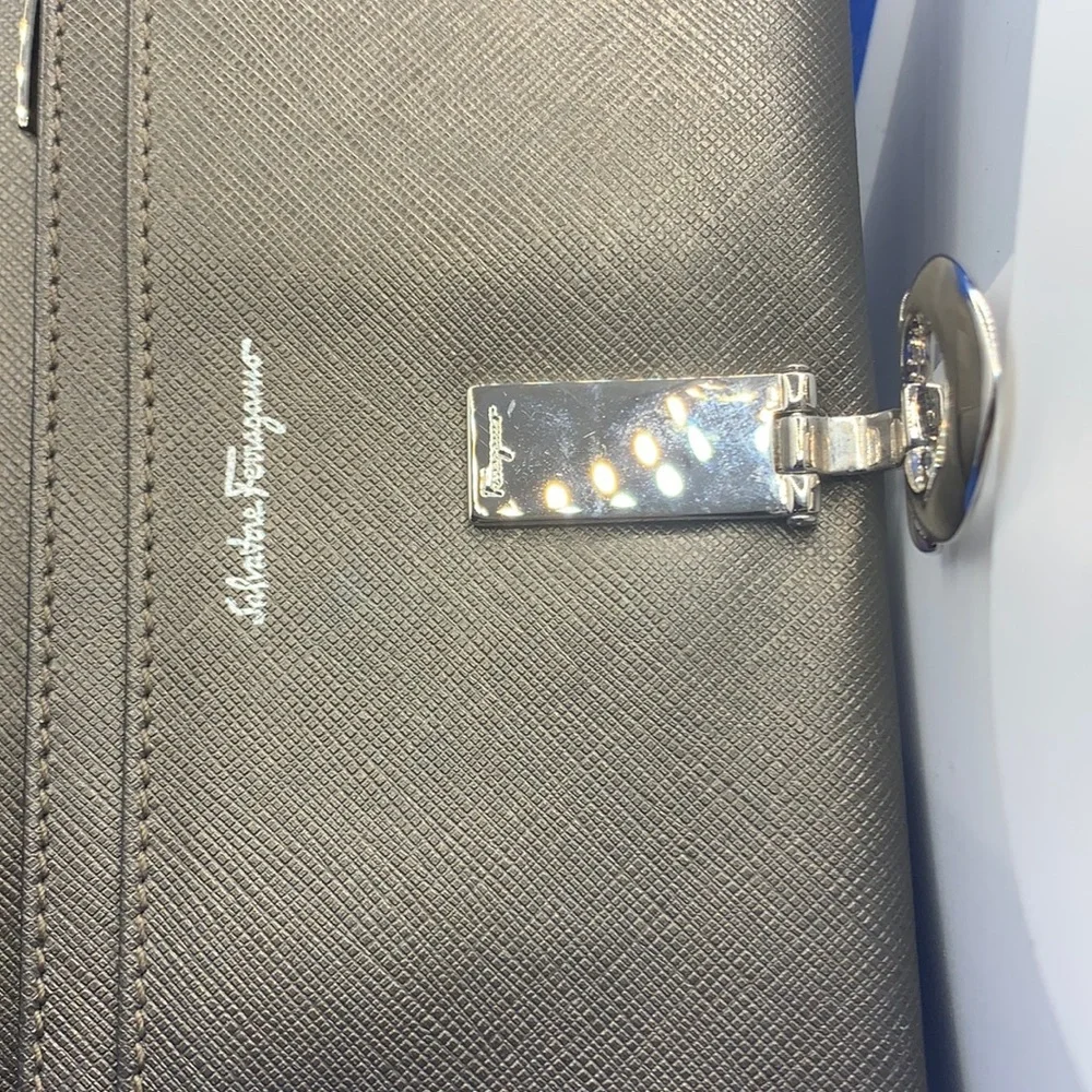 💗SALE💗 Salvatore Ferragamo‎ leather wallet steel gray Grey